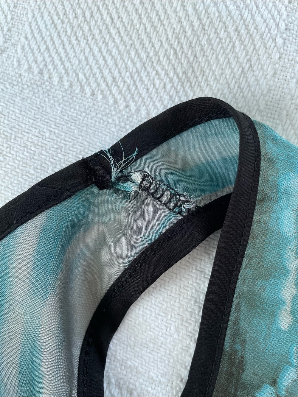 Women's Teal & Yellow Printed Sleeveless Blouse - Picture 8 of 8